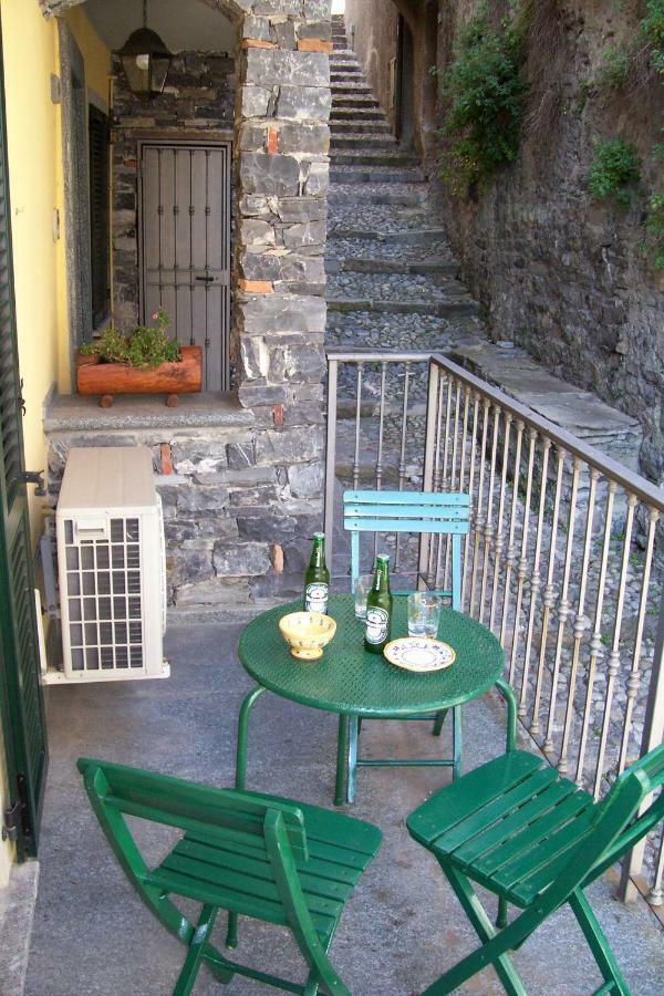 Appartamento Contrada Vecchia Varenna Luaran gambar